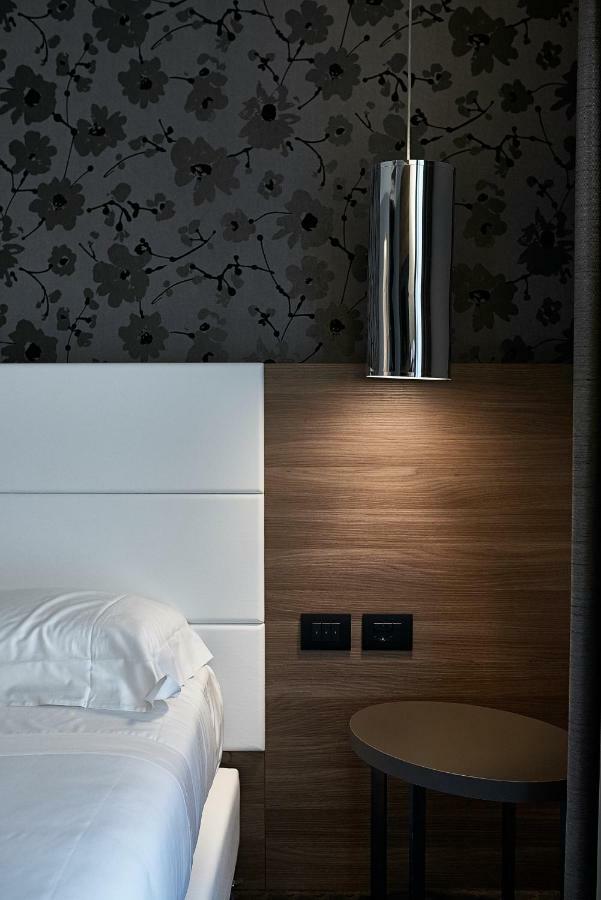 Link124 Hotel Parma Ngoại thất bức ảnh