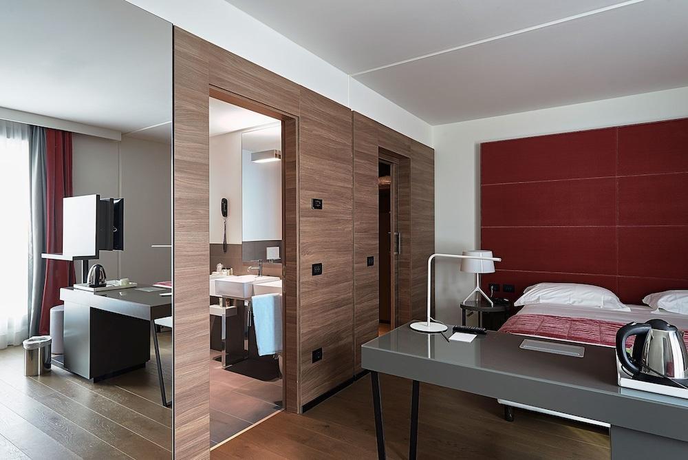 Link124 Hotel Parma Ngoại thất bức ảnh